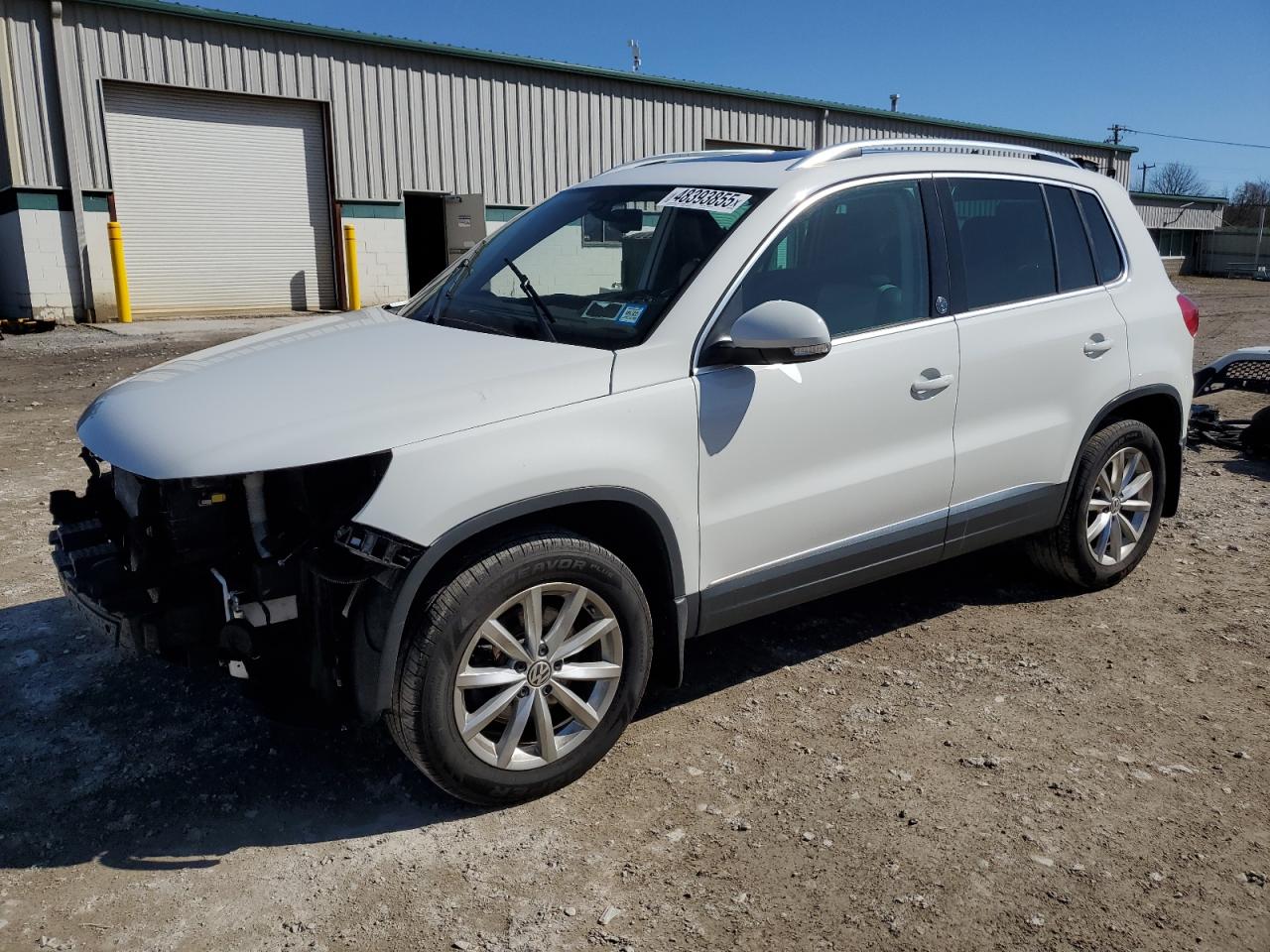 2017 Volkswagen Tiguan - Image 1