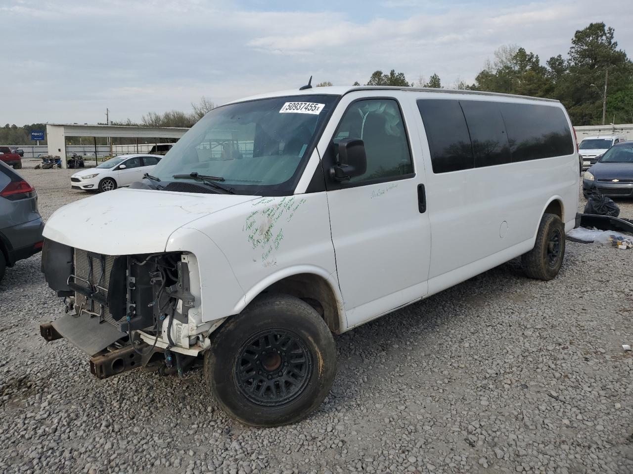 2014 Chevrolet Express G3500 Lt for Sale in Memphis, TN - Front End