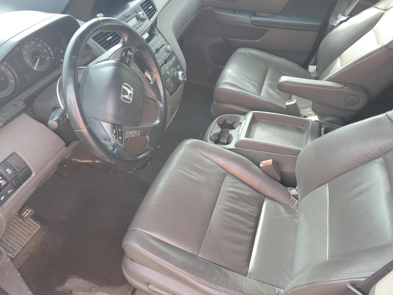 2012 Honda Odyssey - Image 8