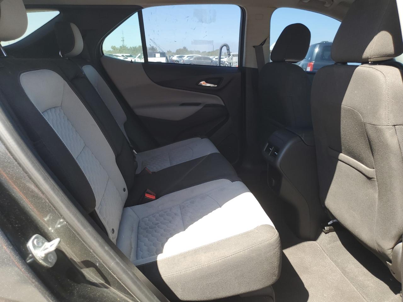 2018 Chevrolet Equinox - Image 11
