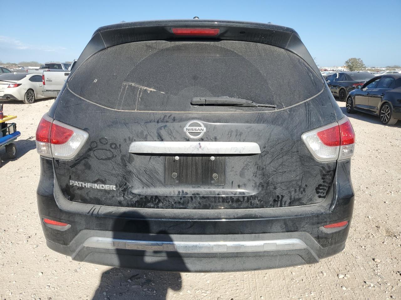 2015 Nissan Pathfinder - Image 6