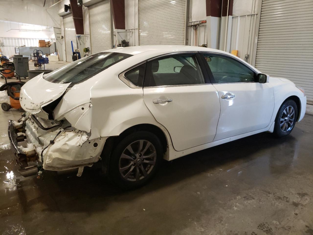 2015 Nissan Altima - Image 3