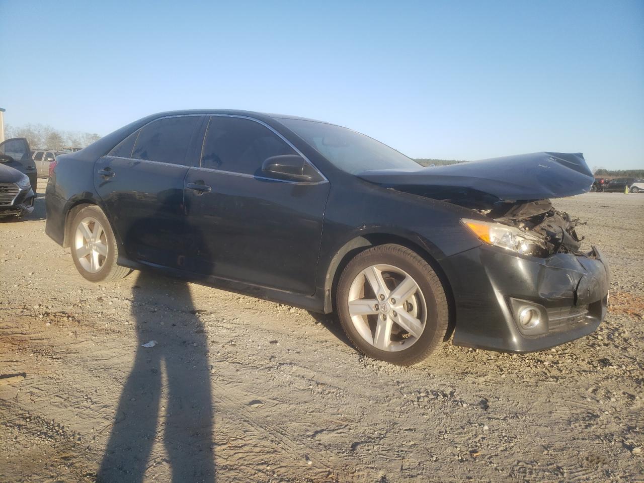 2014 Toyota Camry - Image 4