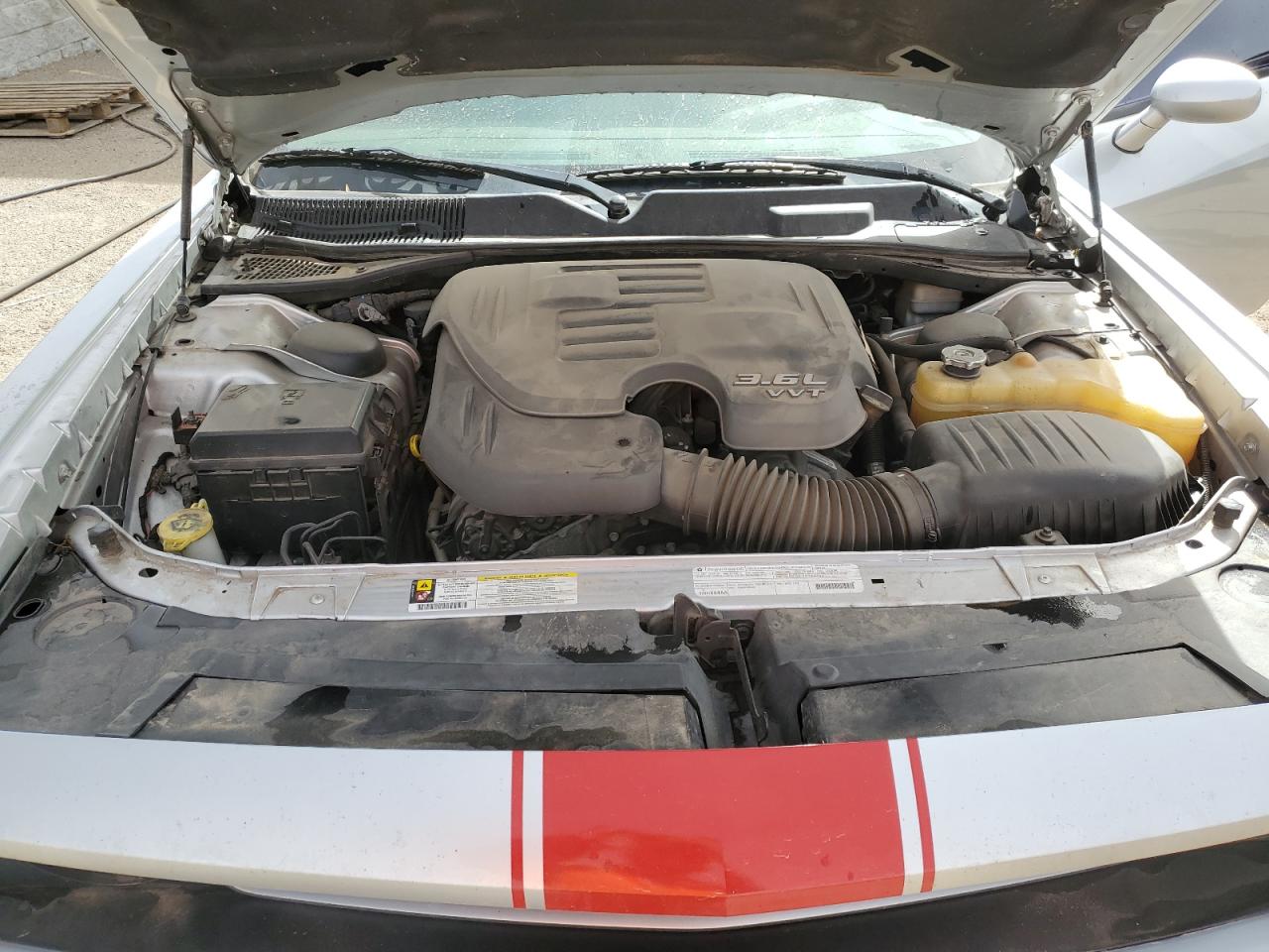 2012 Dodge Challenger - Image 11