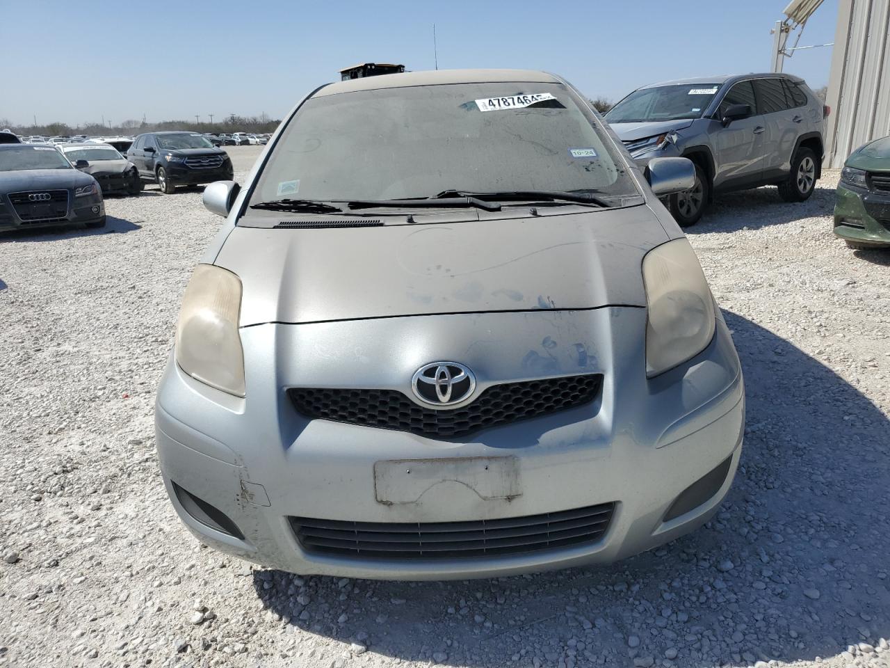 2010 Toyota Yaris - Image 5