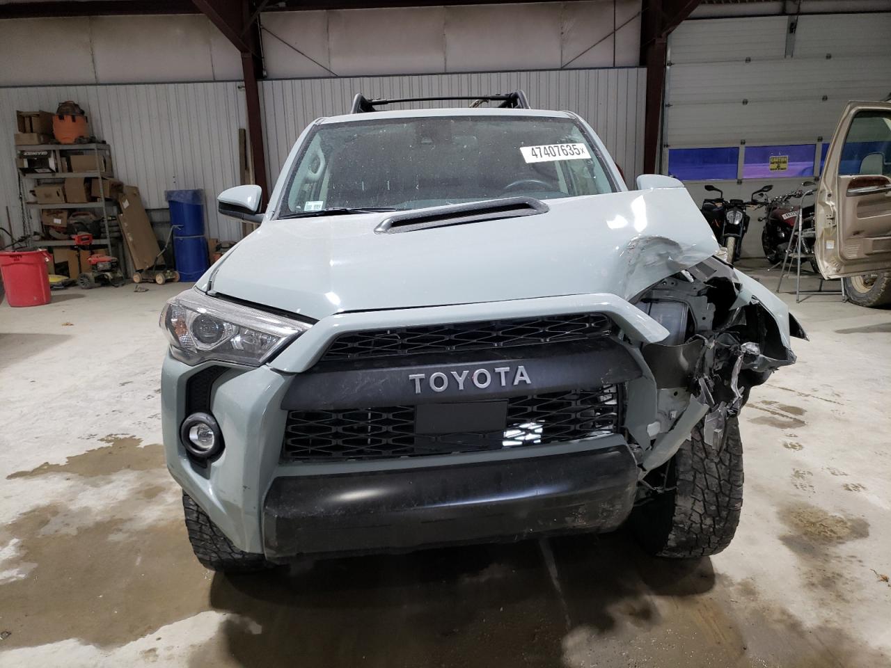 2021 Toyota 4Runner - Image 5