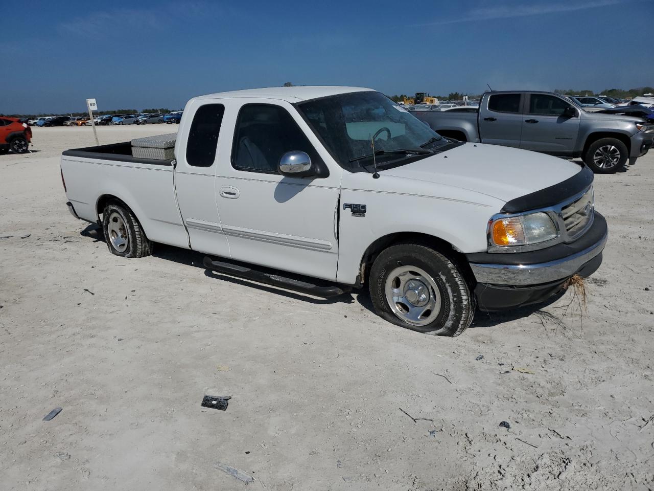 2001 Ford F-150 - Image 4