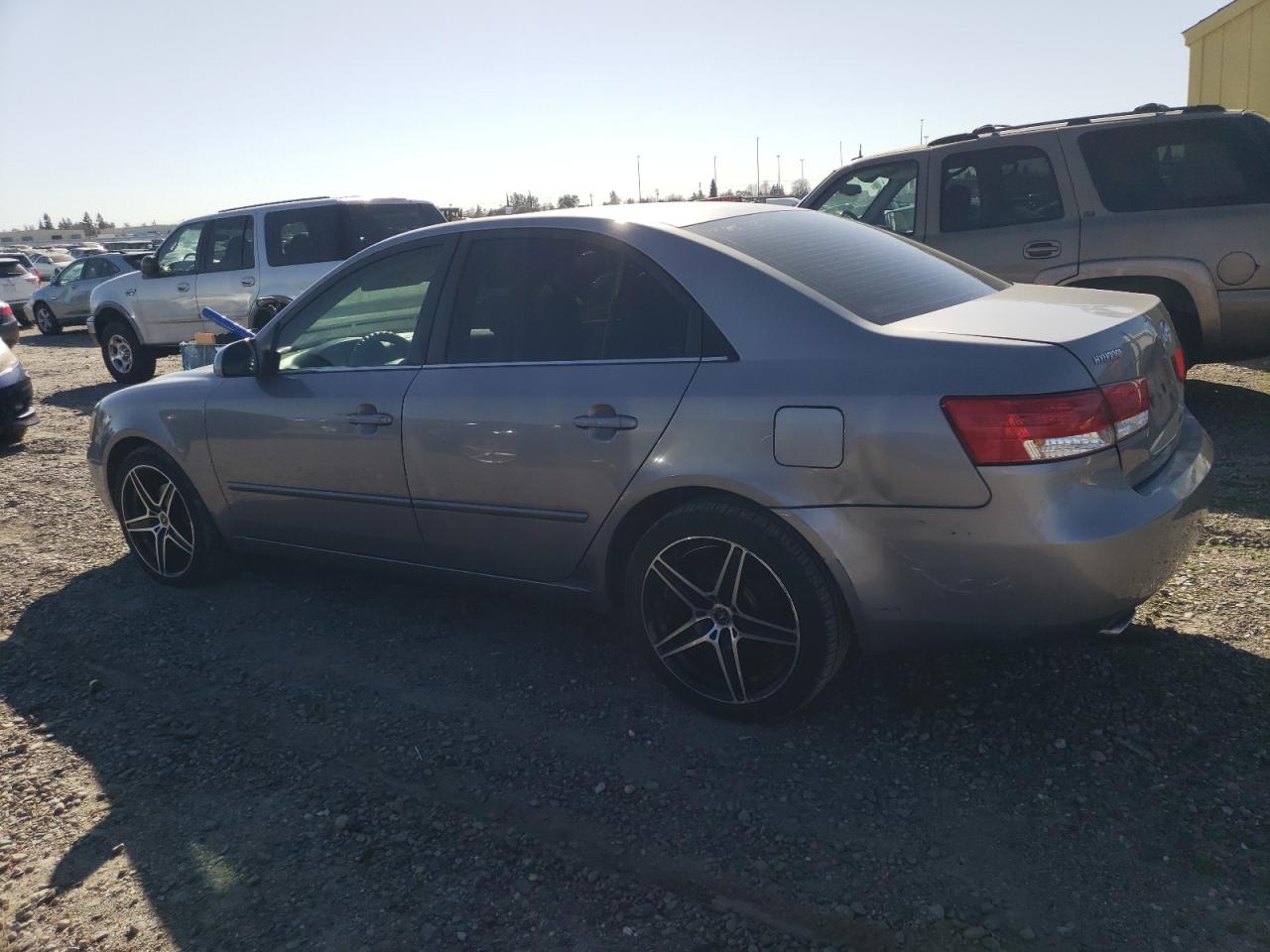 2006 Hyundai Sonata - Image 2