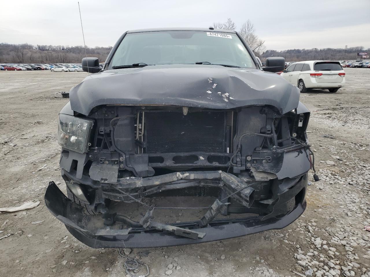 2018 RAM 1500 - Image 5