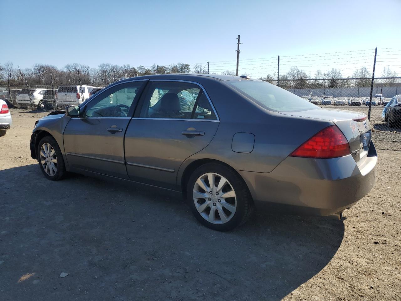 2006 Honda Accord - Image 2