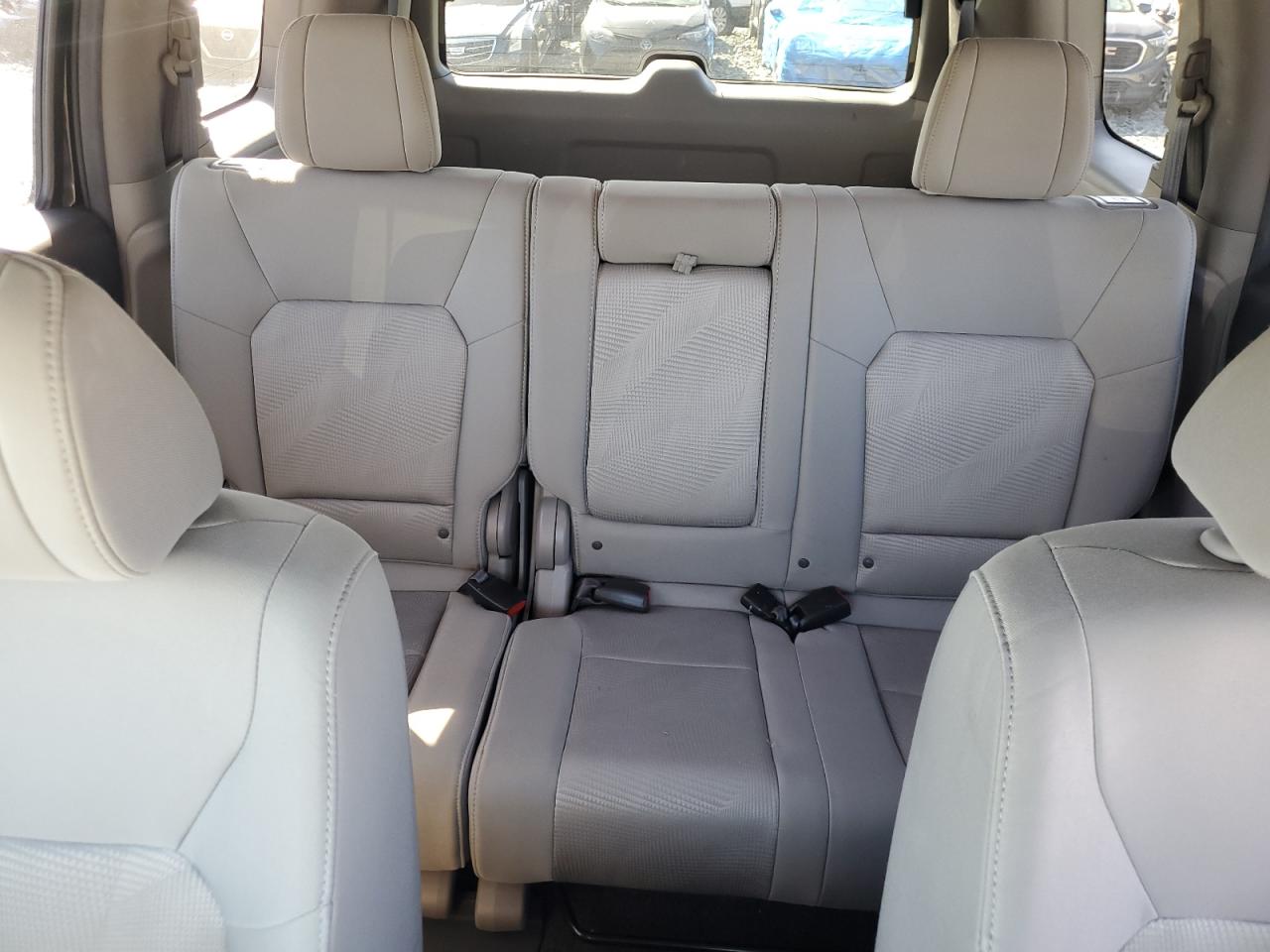 2012 Honda Pilot - Image 10