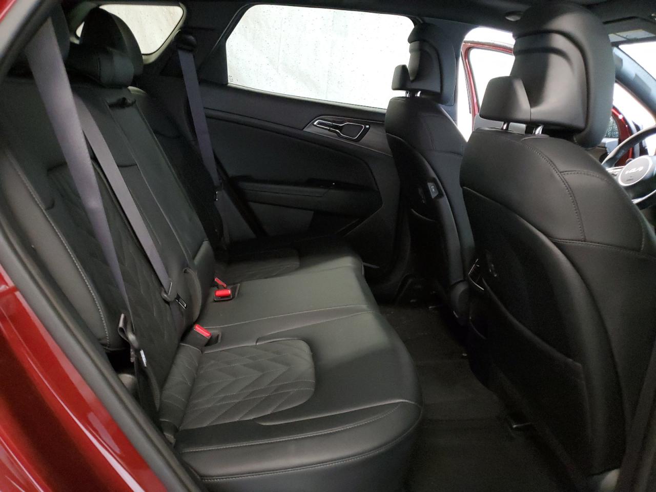 2023 Kia Sportage - Image 11