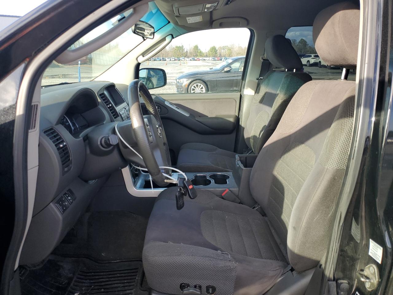 2010 Nissan Pathfinder - Image 7