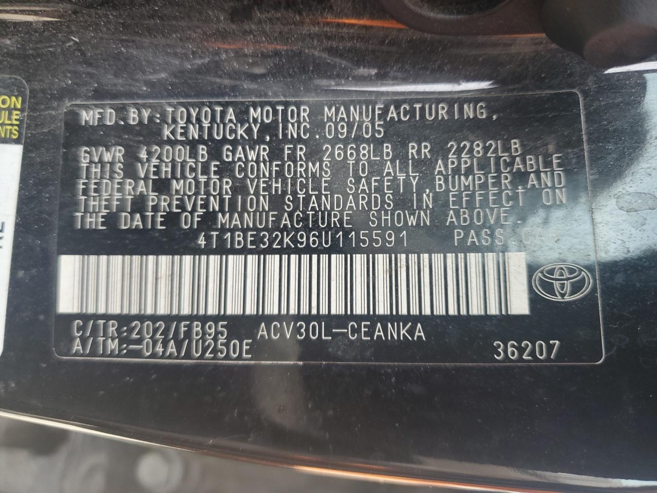 2006 Toyota Camry - Image 12