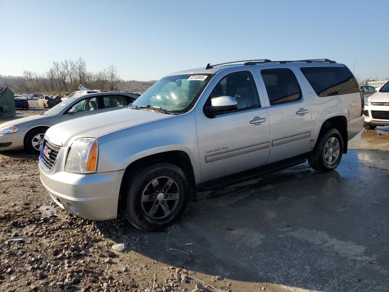 2014 Gmc Yukon Xl K1500 Slt en Venta en Cahokia Heights, IL - Side