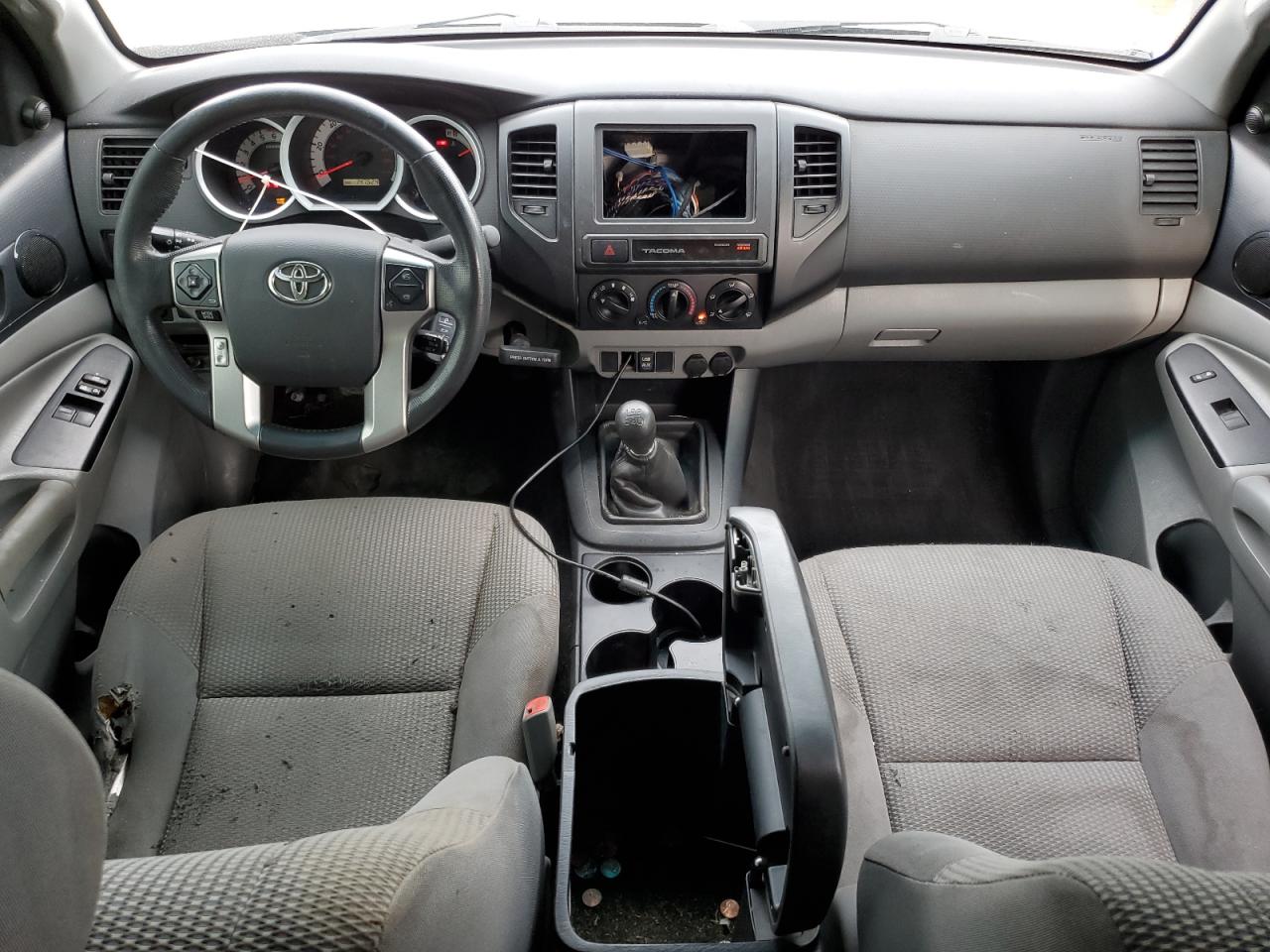 2015 Toyota Tacoma - Image 8
