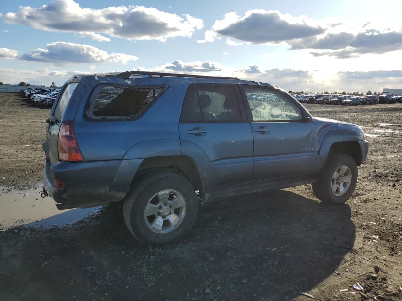 2004 Toyota 4Runner - Image 3