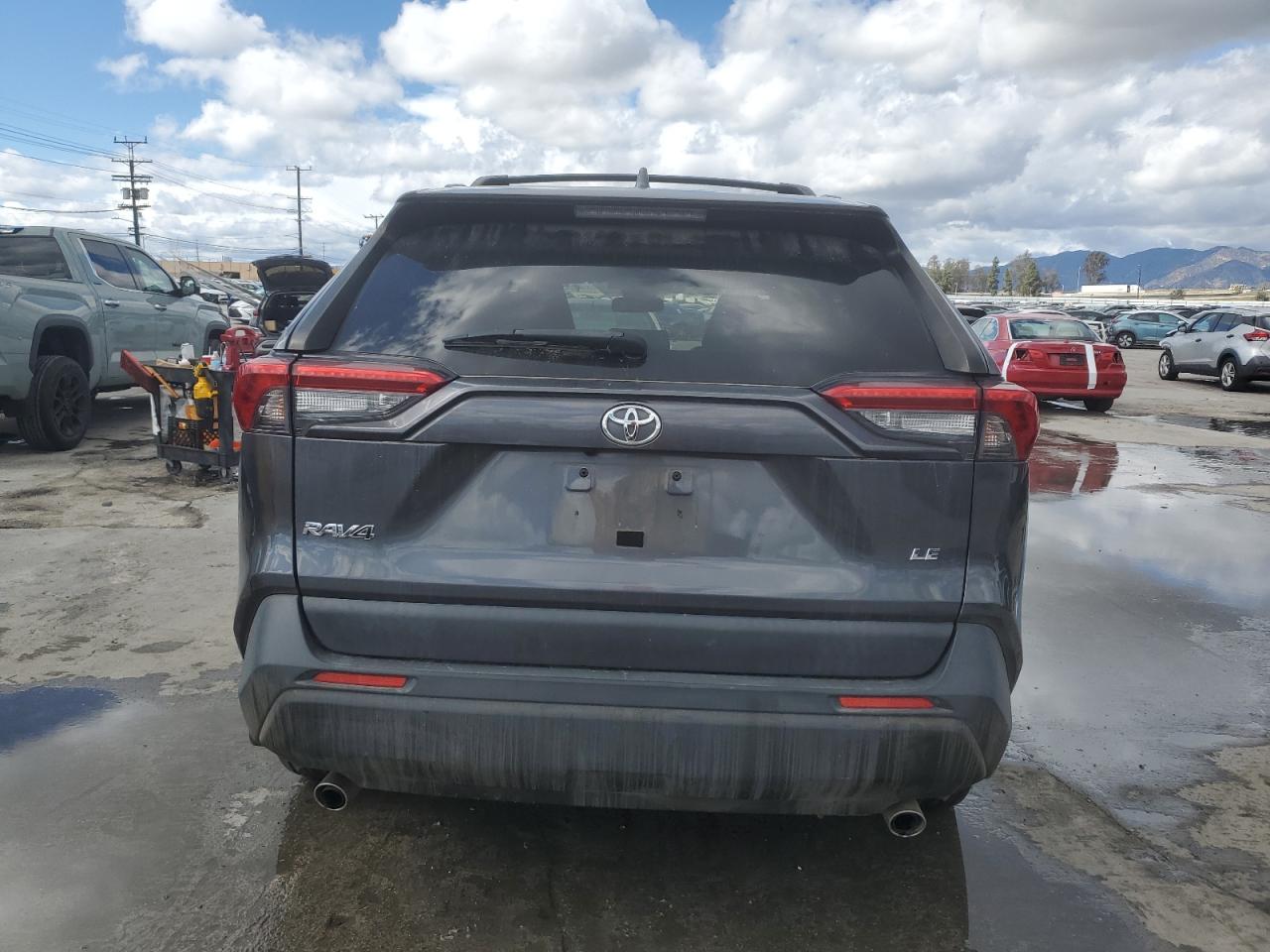 2019 Toyota RAV 4 - Image 6
