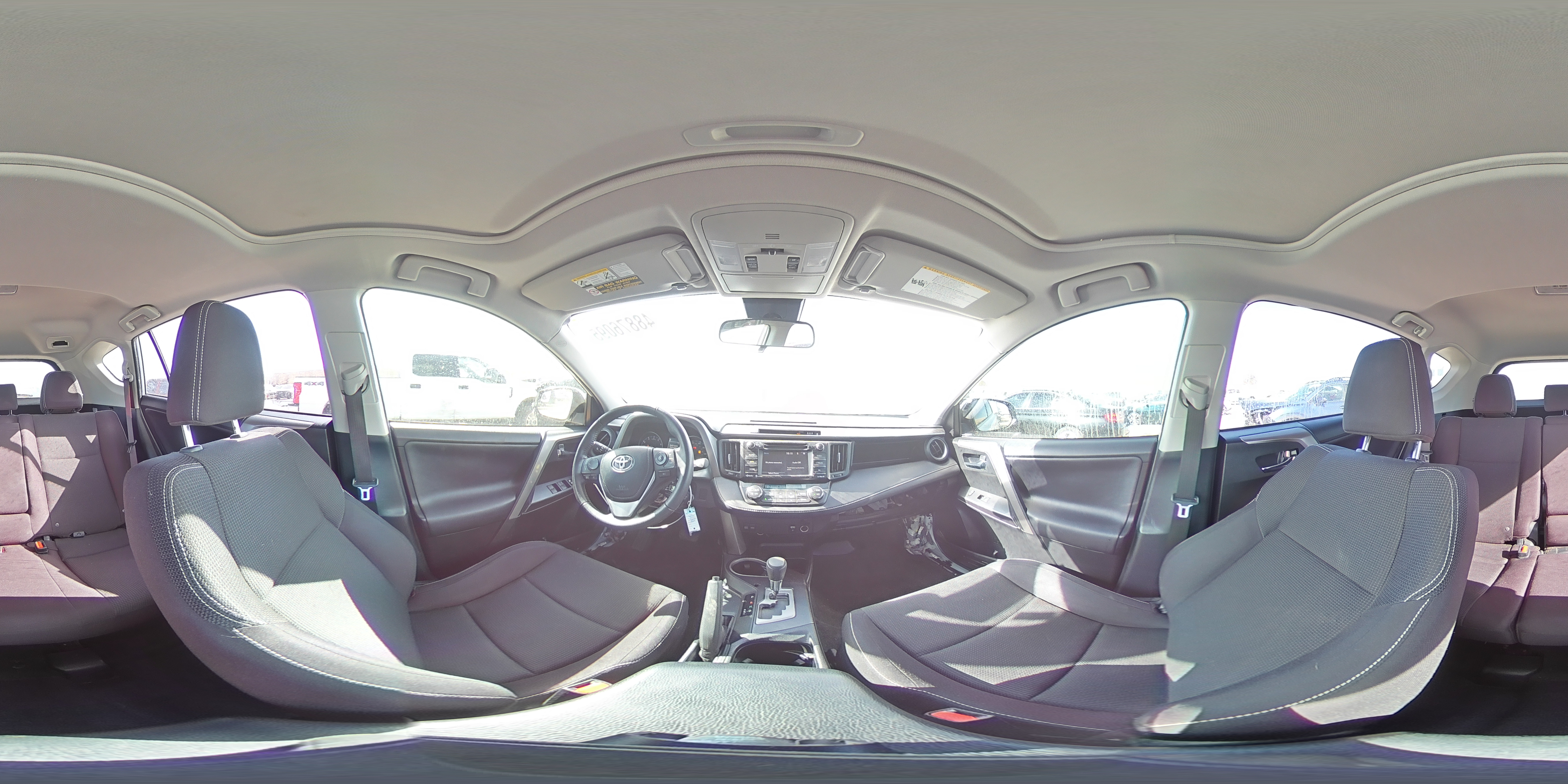 2017 Toyota RAV 4 - Image 15