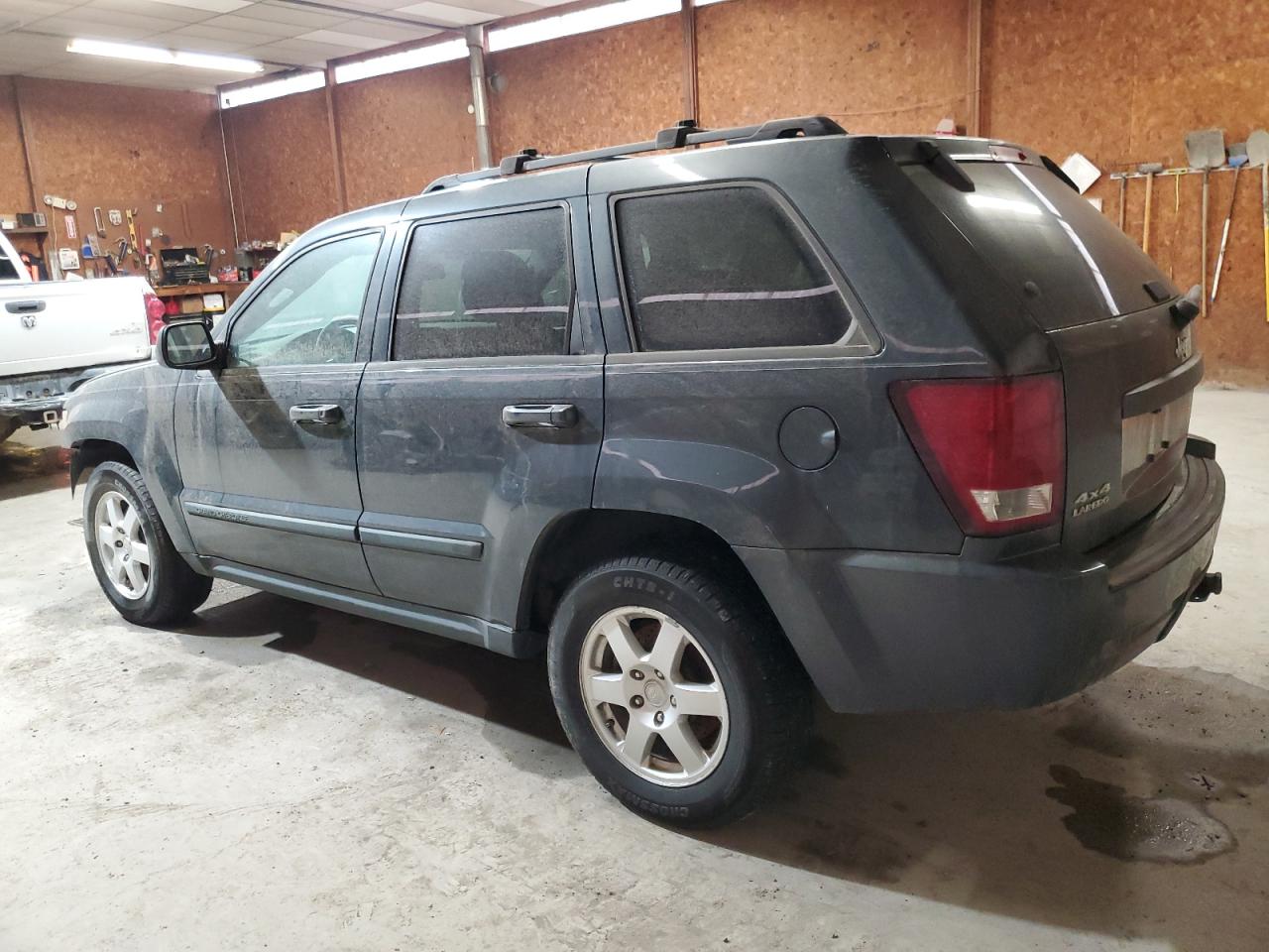 2008 Jeep Grand Cherokee - Image 2
