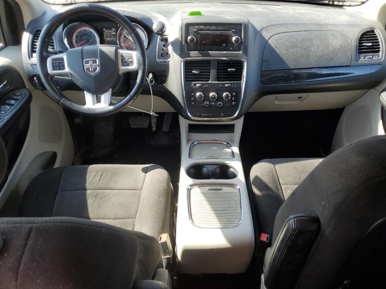 2013 Dodge Caravan - Image 8