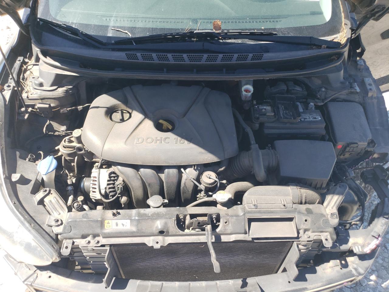 2015 Hyundai Elantra - Image 11
