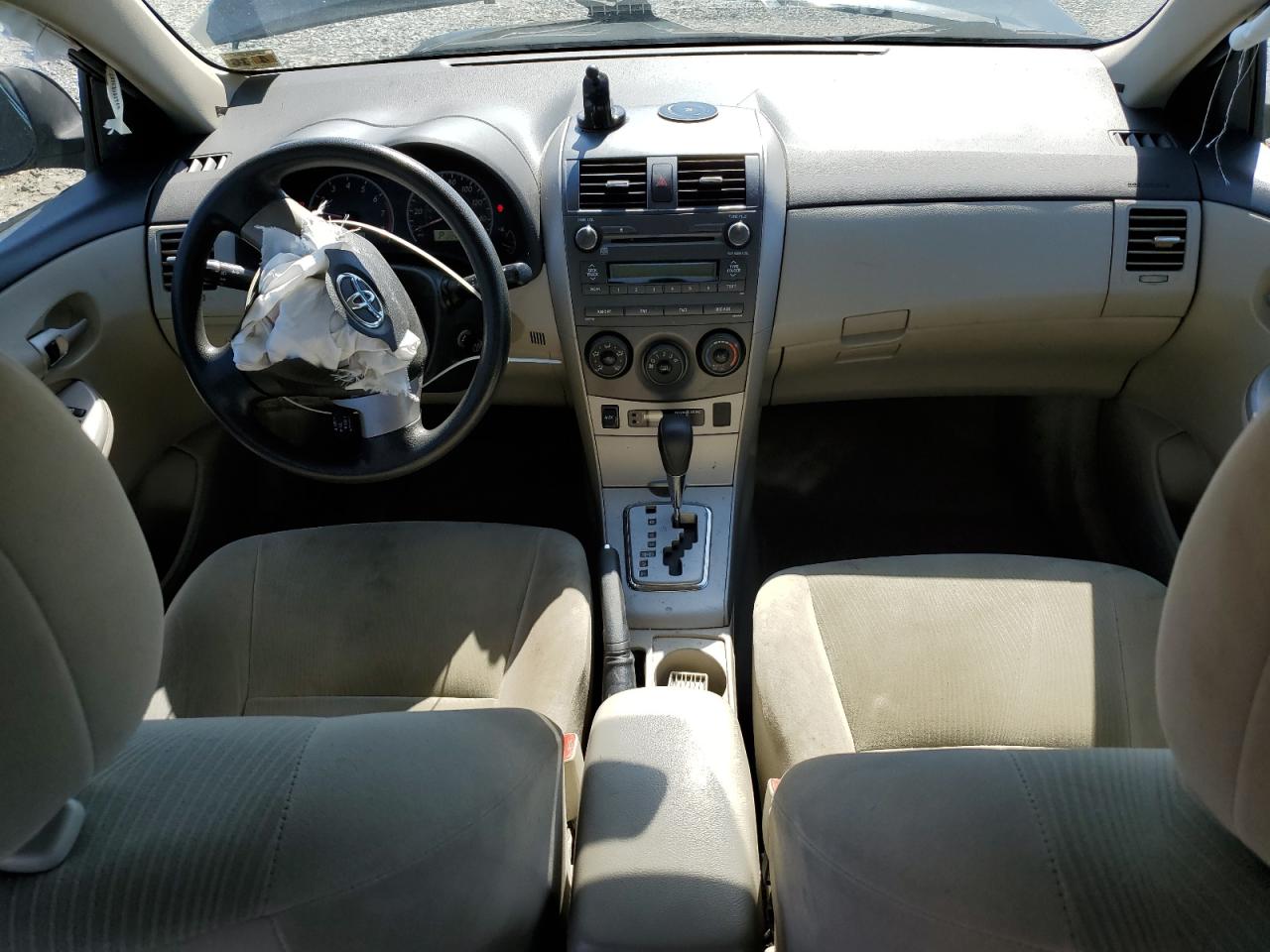 2011 Toyota Corolla - Image 8
