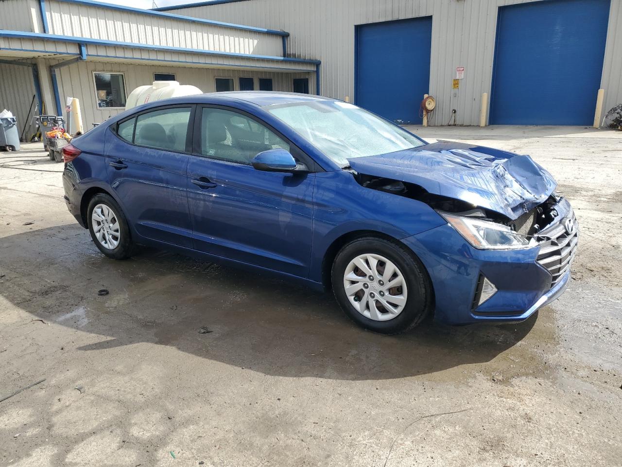 2019 Hyundai Elantra - Image 4