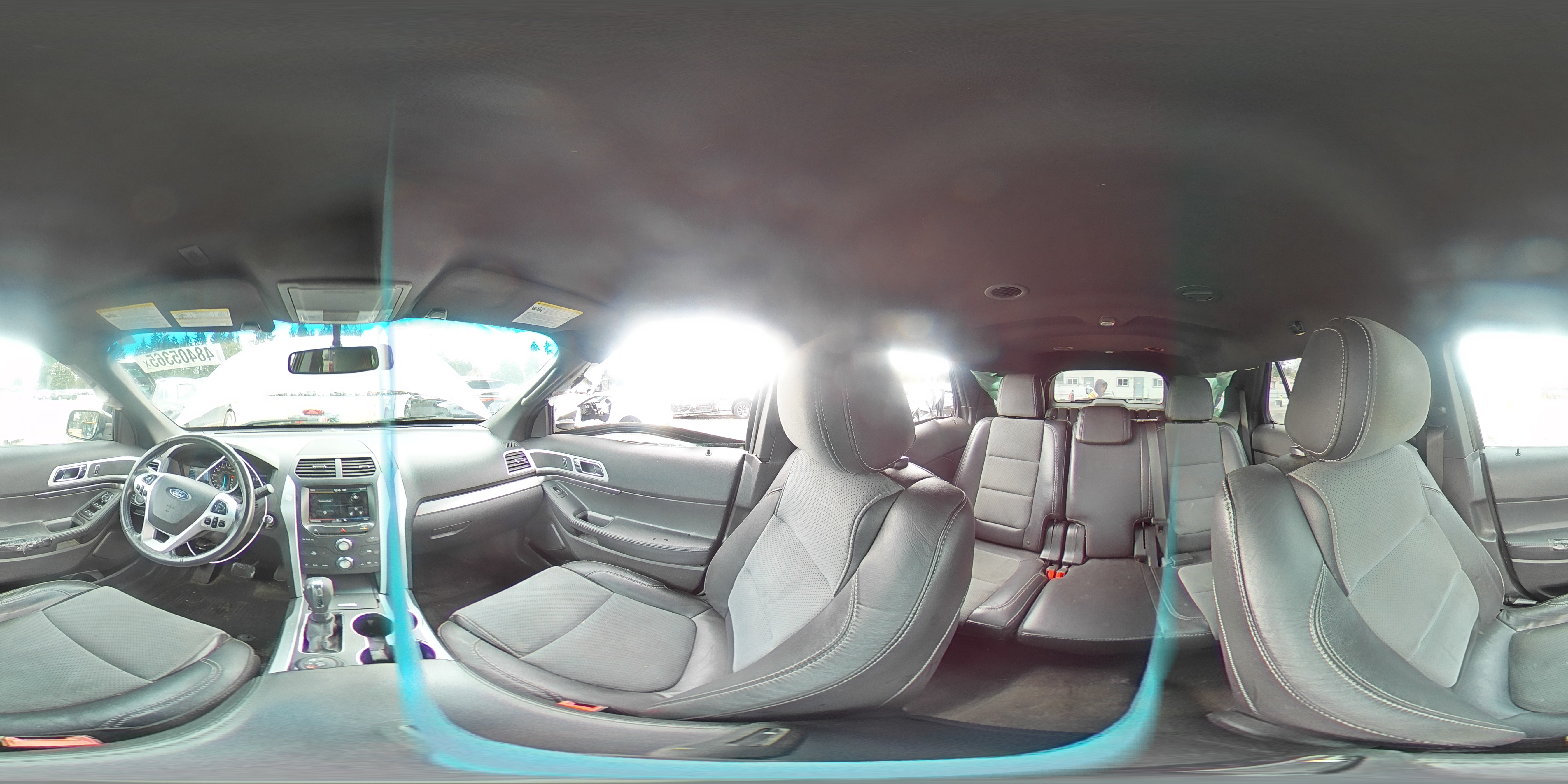 2015 Ford Explorer - Image 13