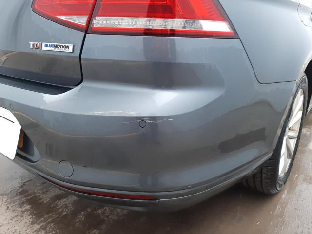 2015 VOLKSWAGEN PASSAT SE