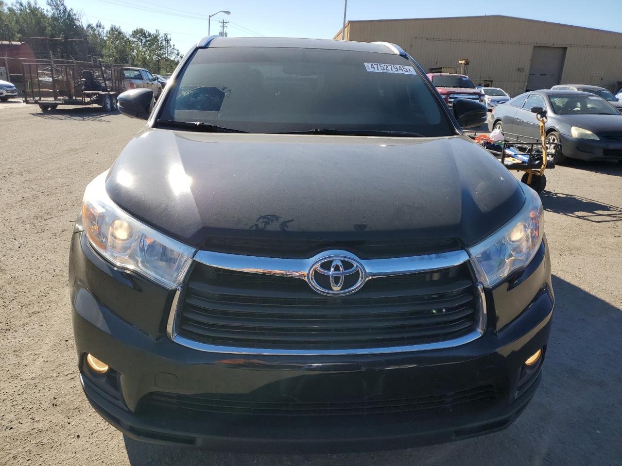 2014 Toyota Highlander - Image 5