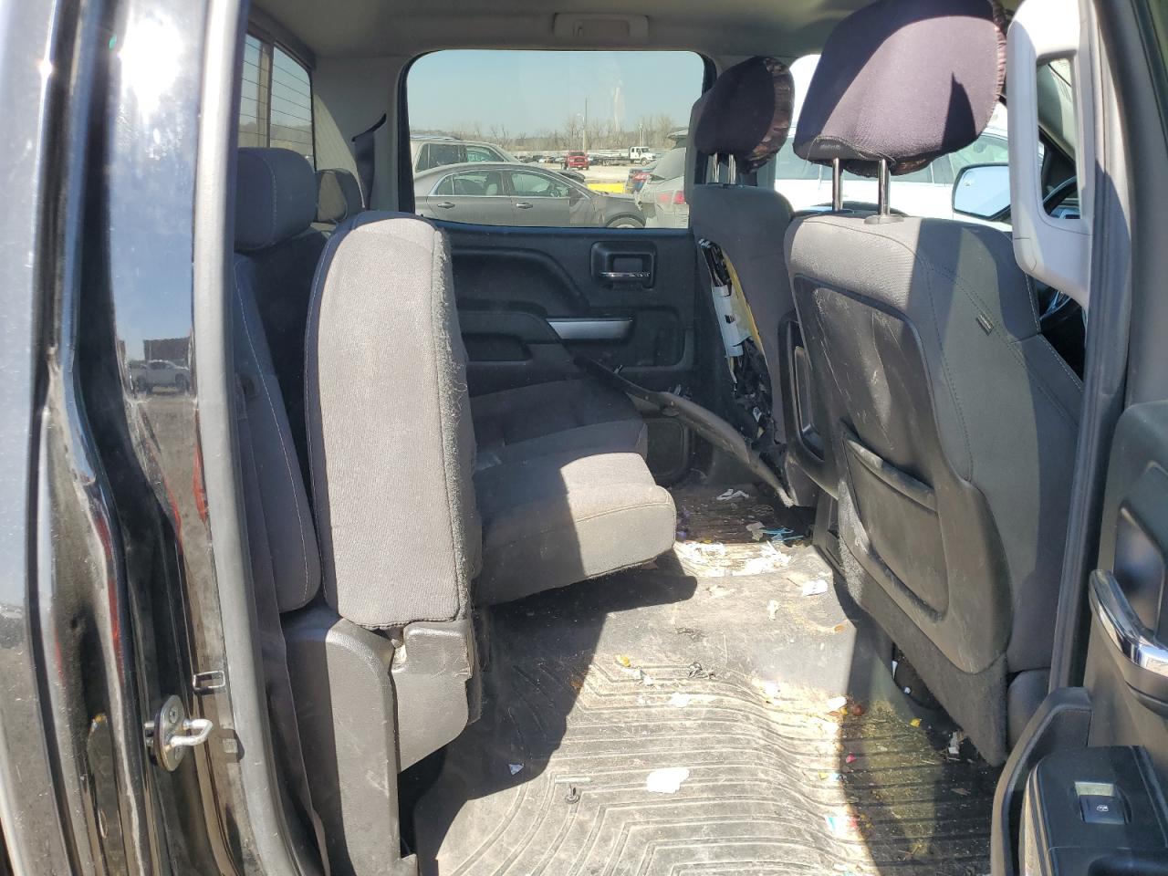 2015 Chevrolet Silverado - Image 10