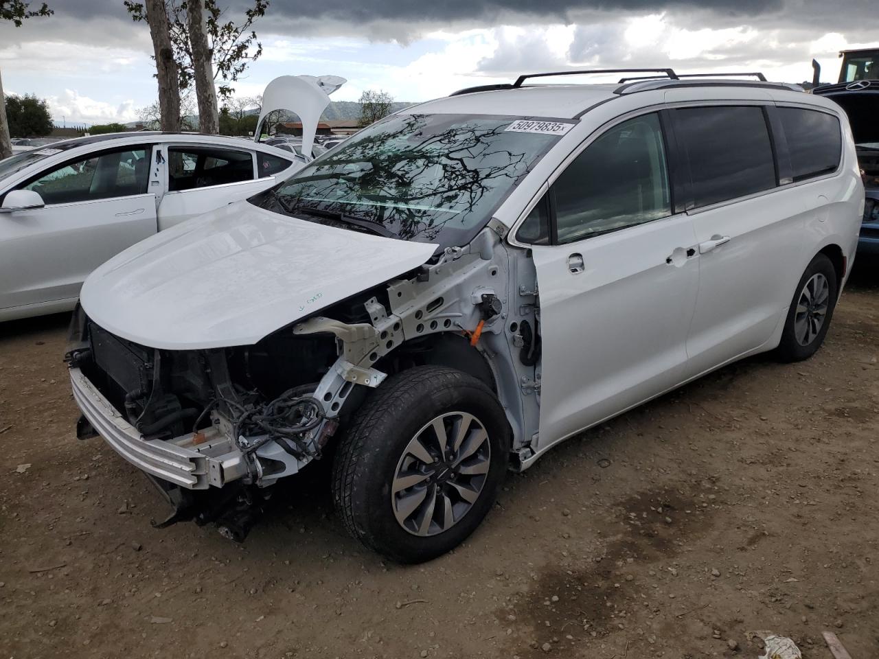 2021 Chrysler Pacifica Hybrid Touring L na sprzedaż w San Martin, CA - Front End