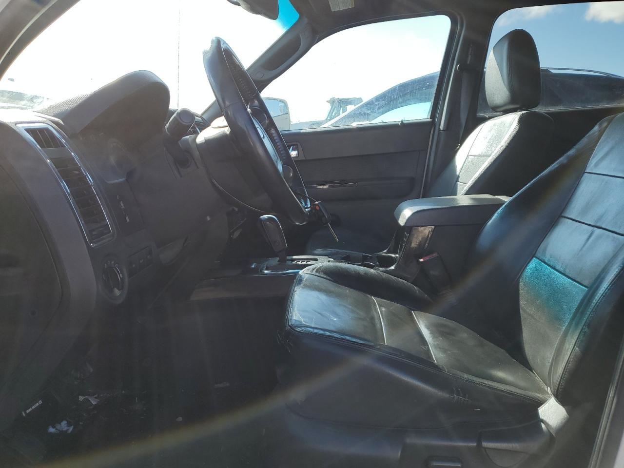 2011 Ford Escape - Image 7