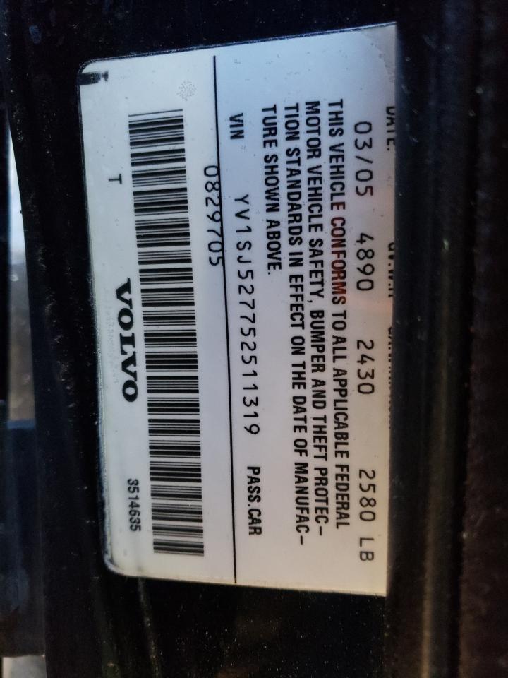2005 Volvo V70 - Image 12