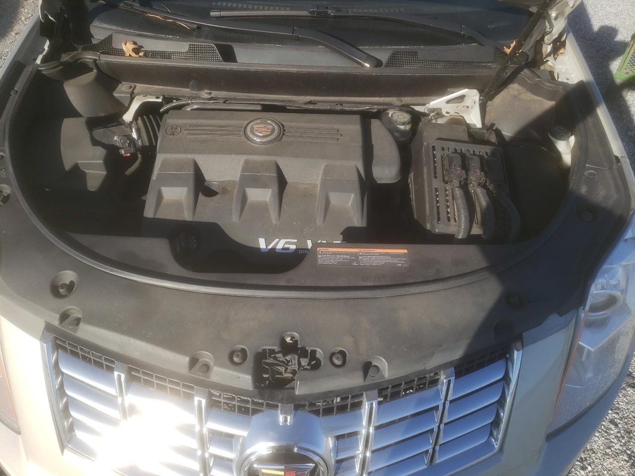2014 Cadillac SRX - Image 14