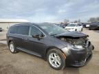 2018 Chrysler Pacifica Touring L на продаже в Des Moines, IA - Front End