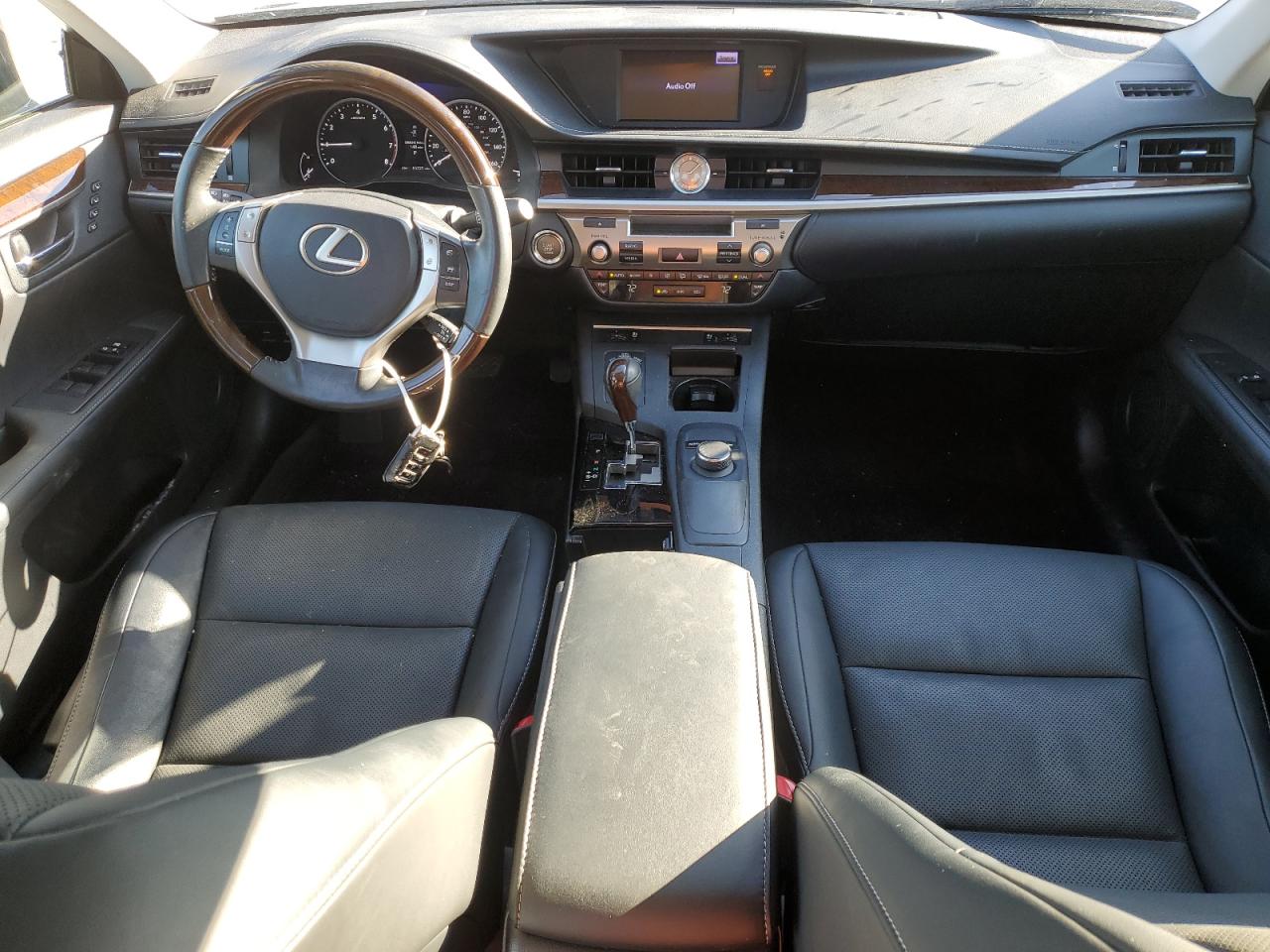 2014 Lexus ES - Image 8
