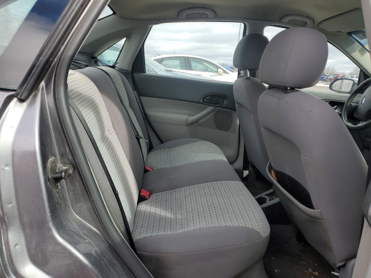 2007 Ford Focus - Image 10