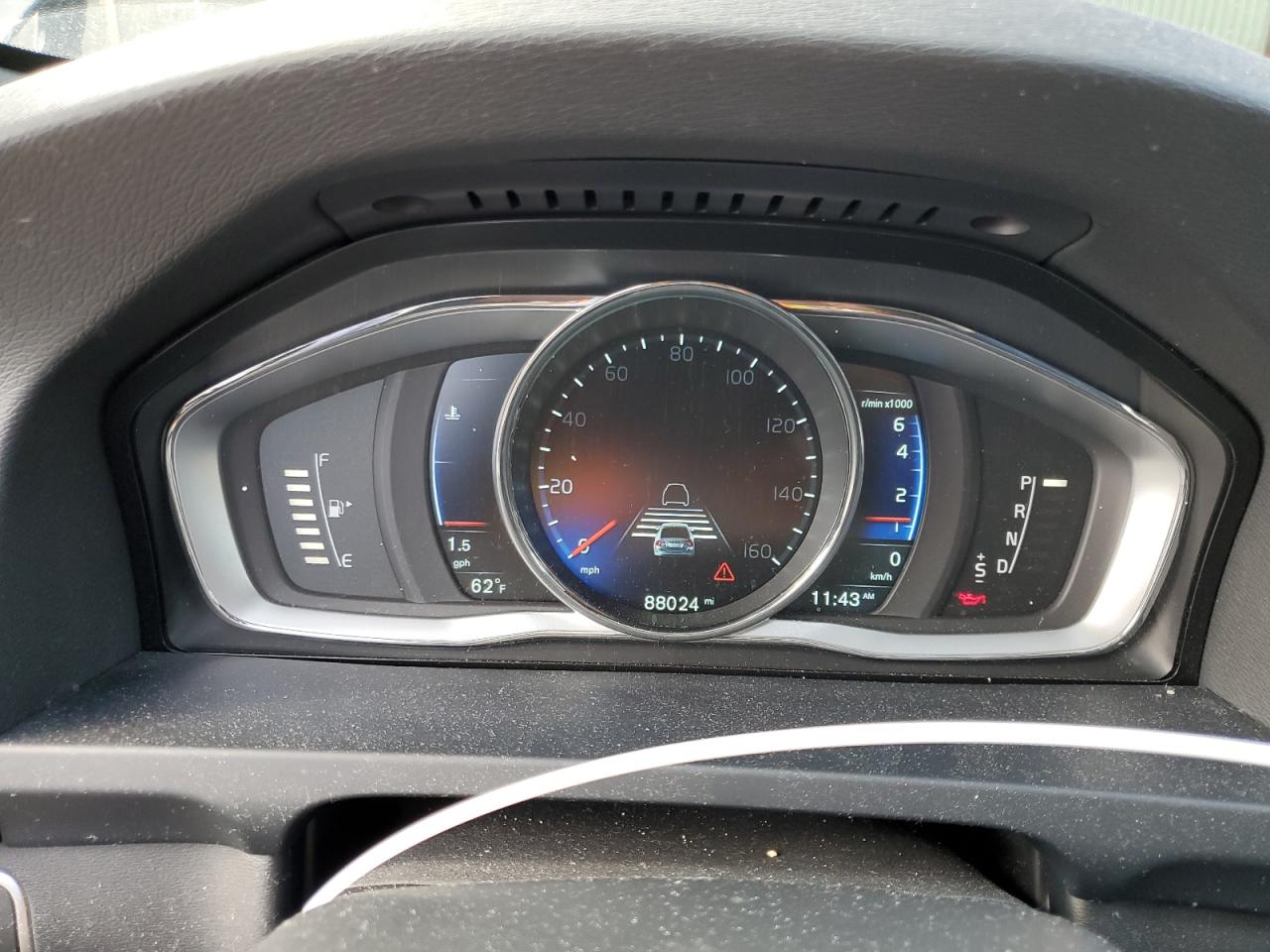 2016 Volvo S60 - Image 9