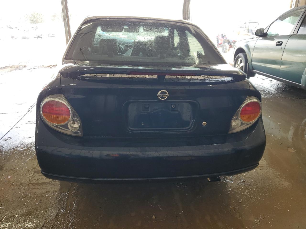 2003 Nissan Maxima - Image 6
