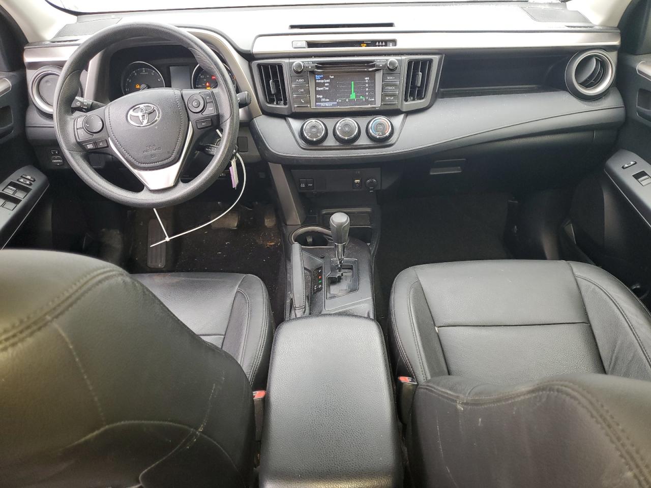 2018 Toyota RAV 4 - Image 8
