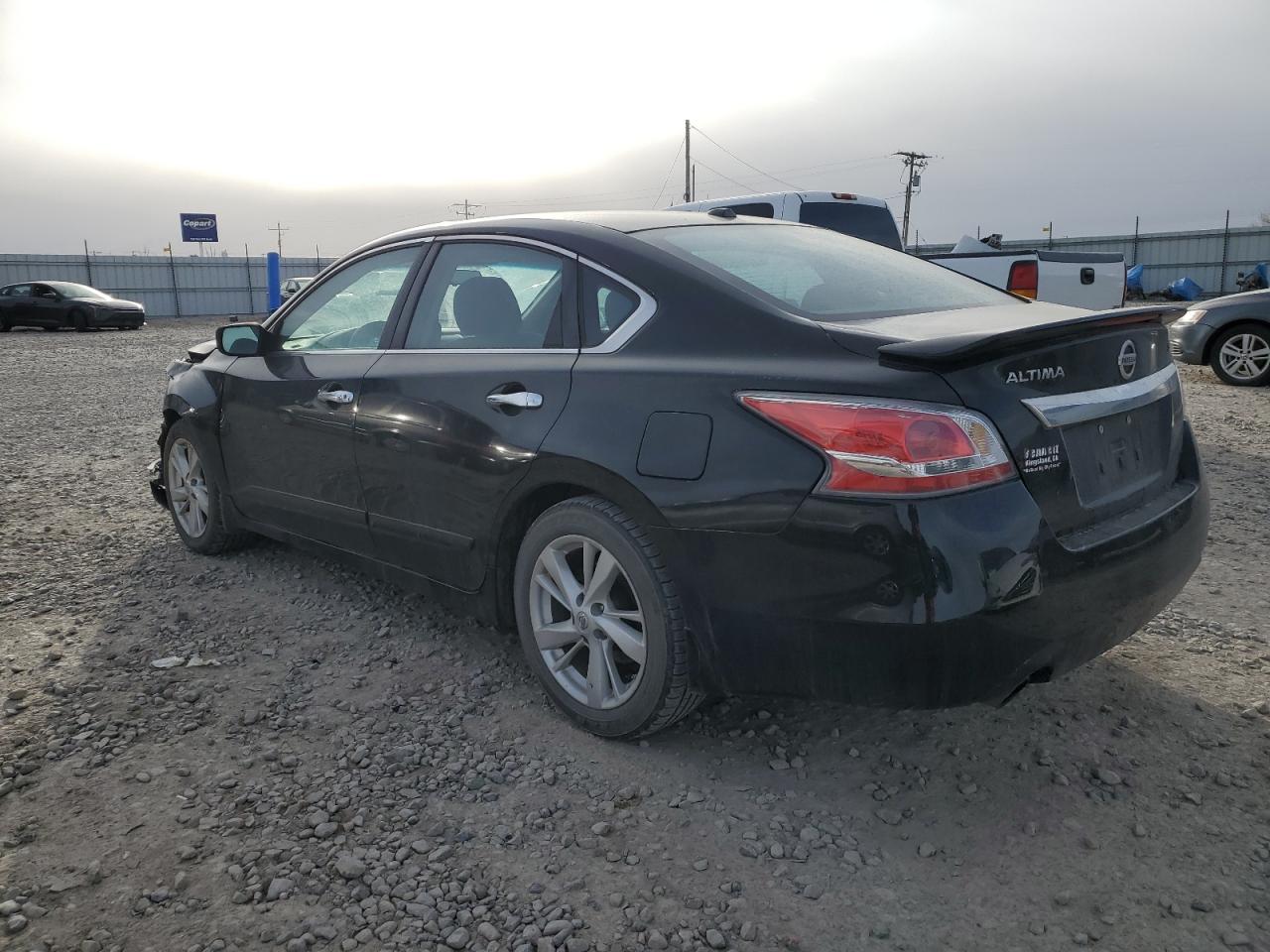 2015 Nissan Altima - Image 2