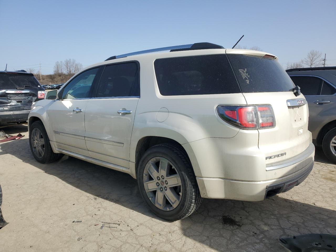 2013 GMC Acadia - Image 2