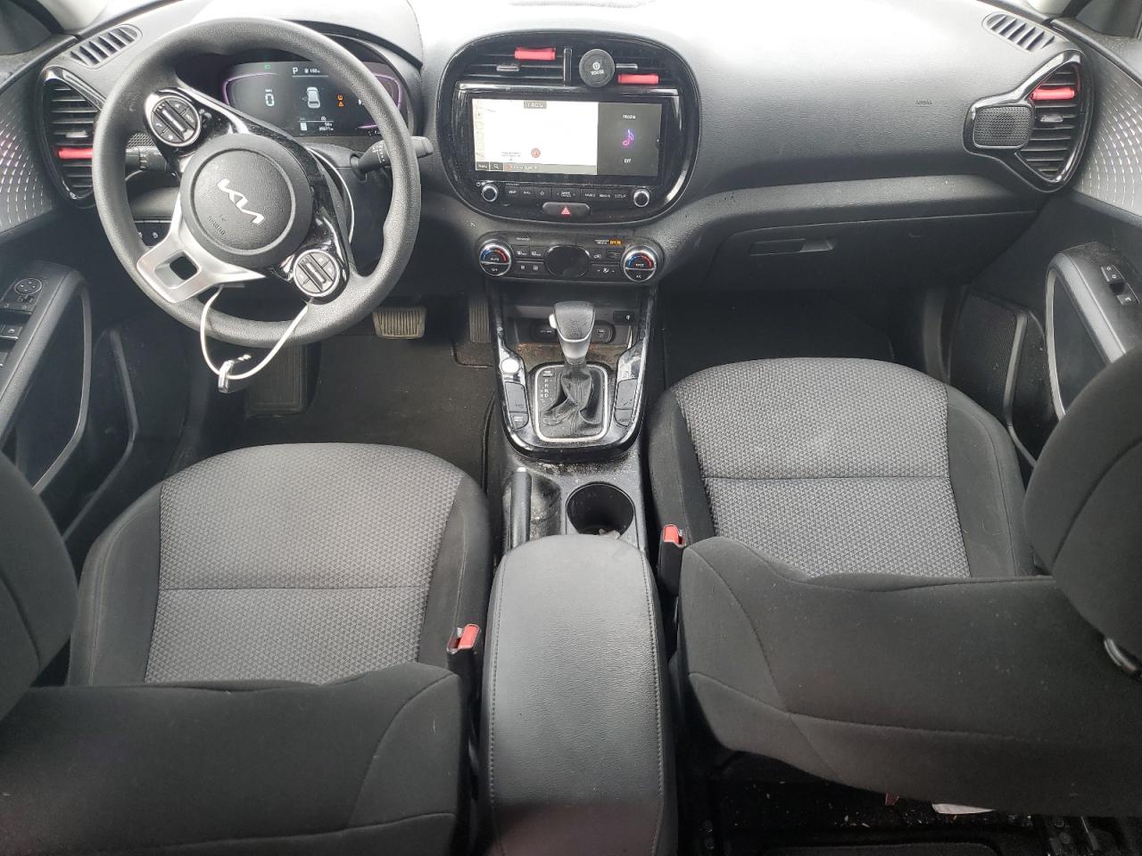 2023 Kia Soul - Image 8