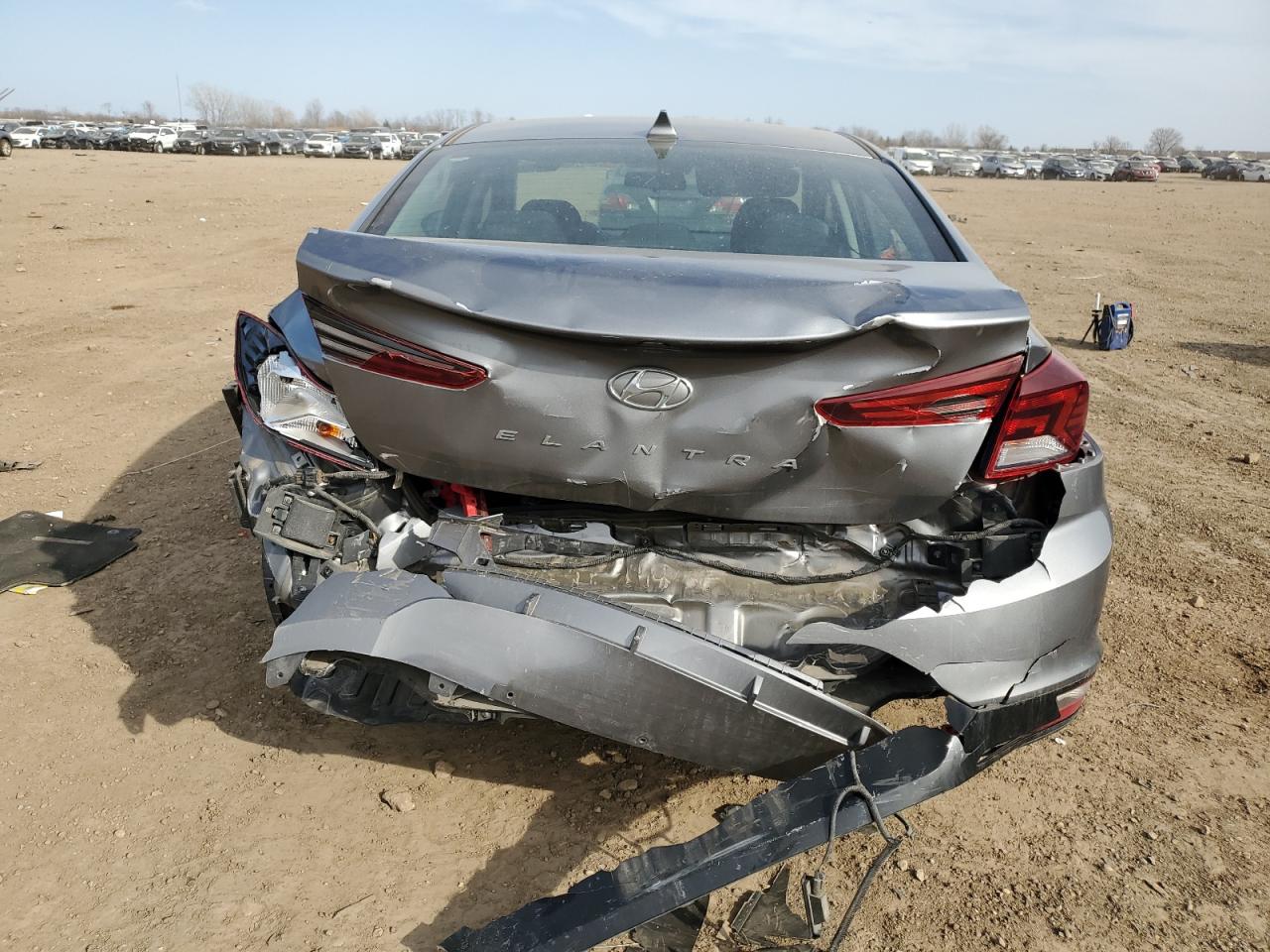 2019 Hyundai Elantra - Image 6