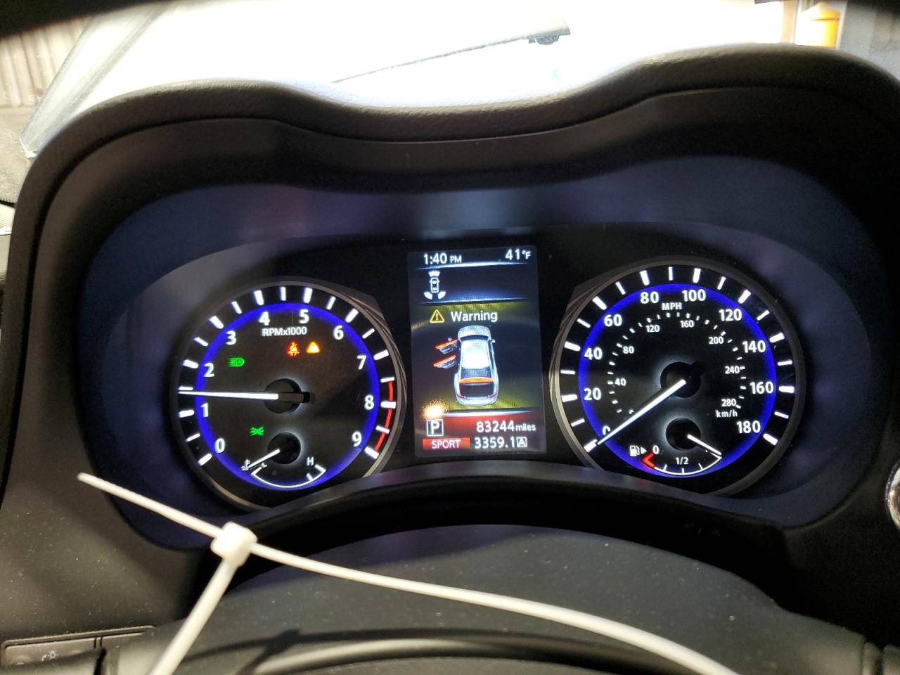 2015 Infiniti Q50 - Image 9