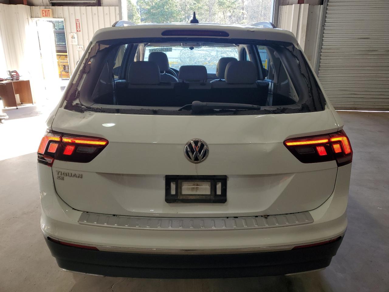 2020 Volkswagen Tiguan - Image 6
