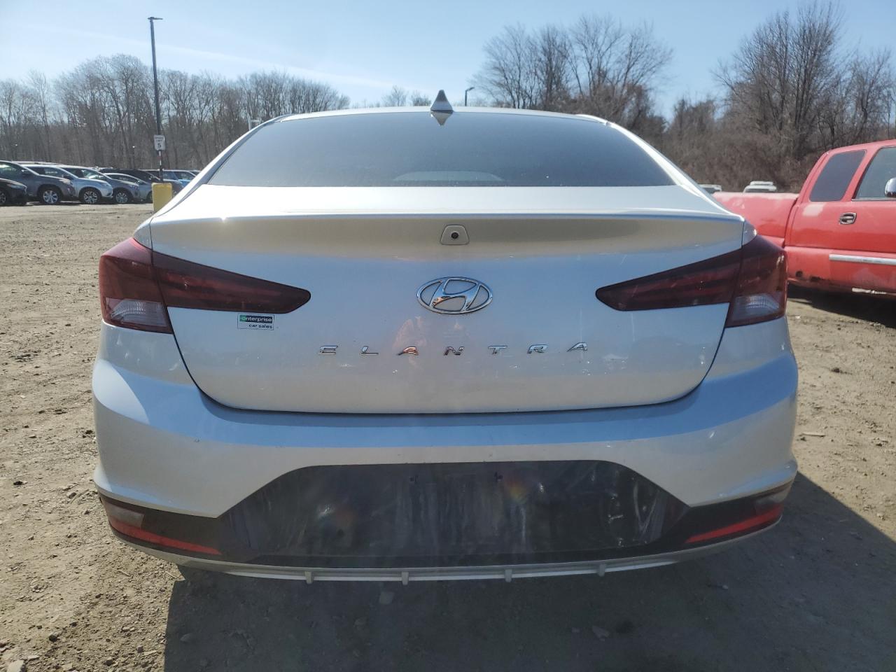 2020 Hyundai Elantra - Image 6