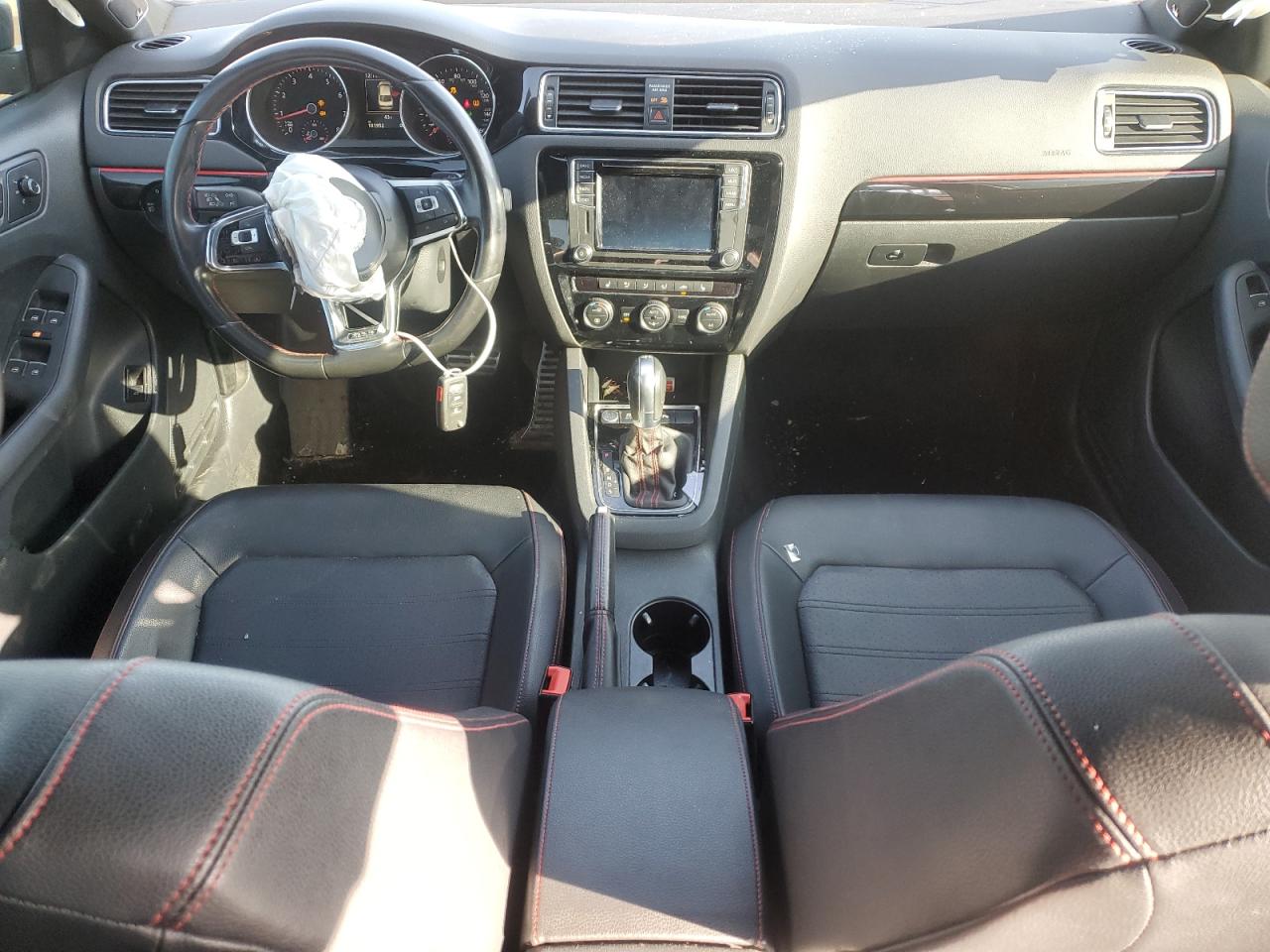 2016 Volkswagen Jetta - Image 8